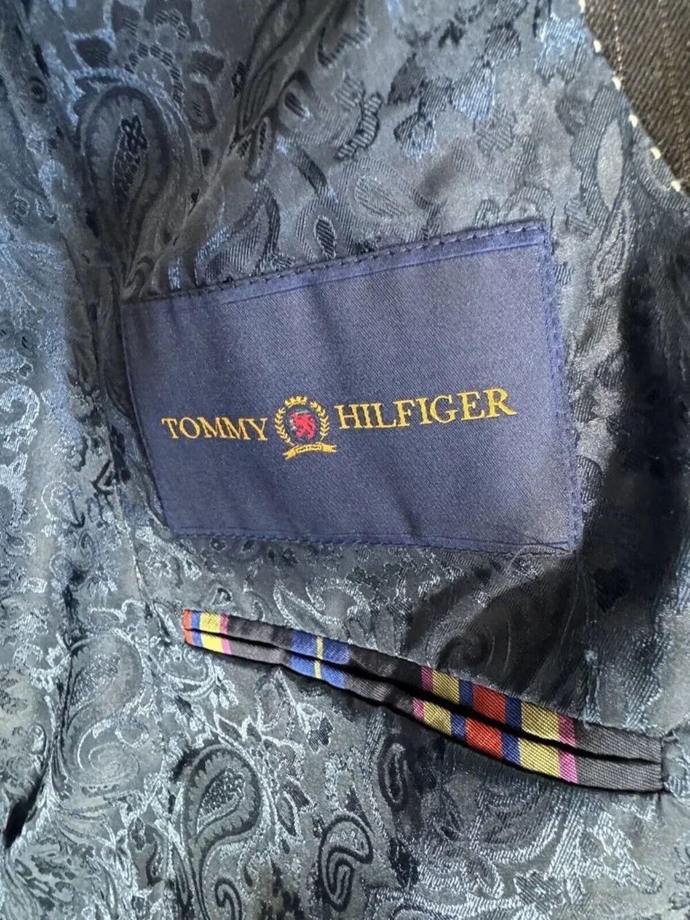 Tommy Hilfiger Mens Gray Pinstripe Wool Suit 43L W37 Colombia Business Office - Picture 5 of 11